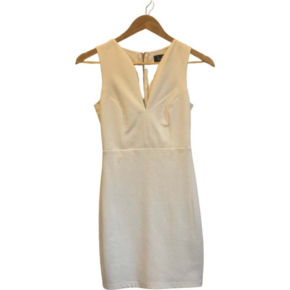 White fitted dress
